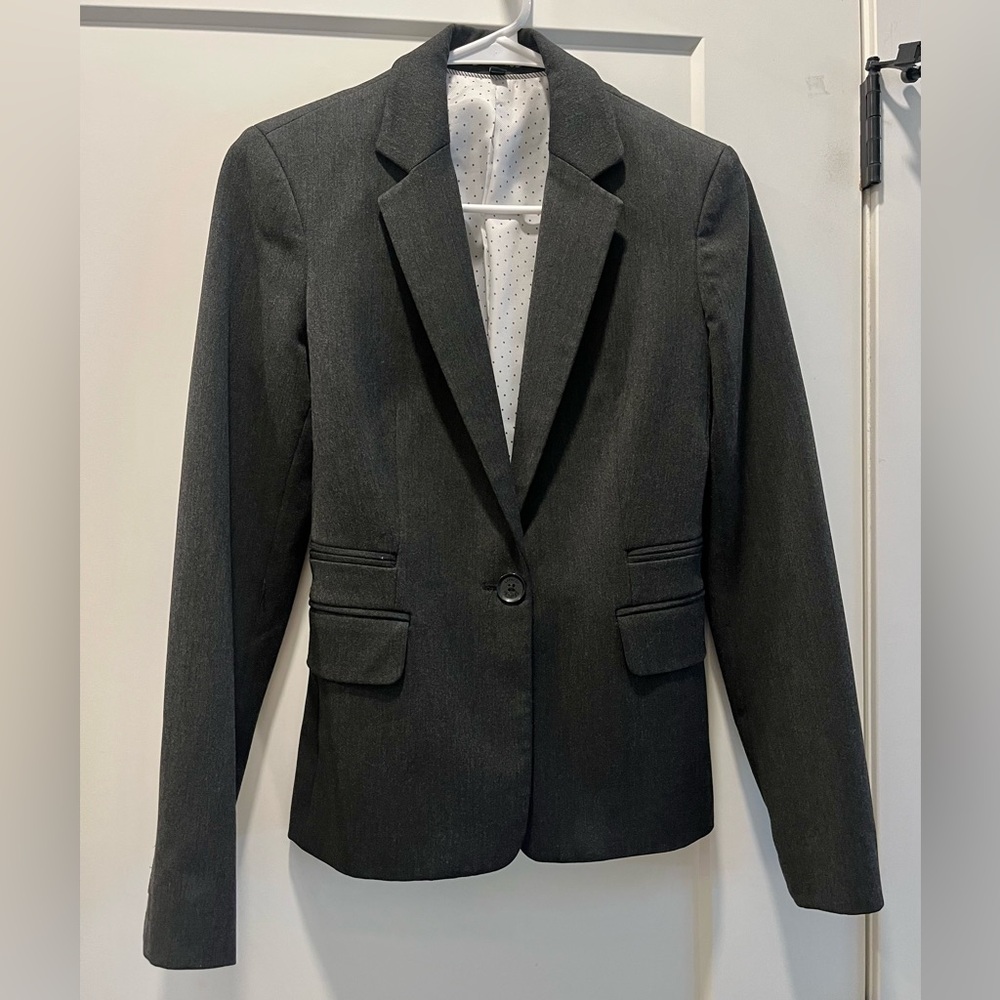 Columnist Fitted Blazer in Dark Charcoal from Express, Like New!